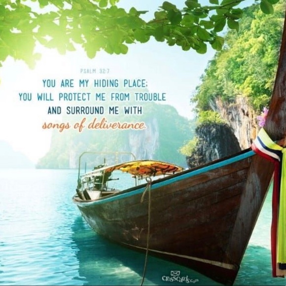 Custom designed floral cyanotype shorts - Picture 2 of 3